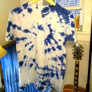 Blue Spiral Tie Dye Crew Kneck